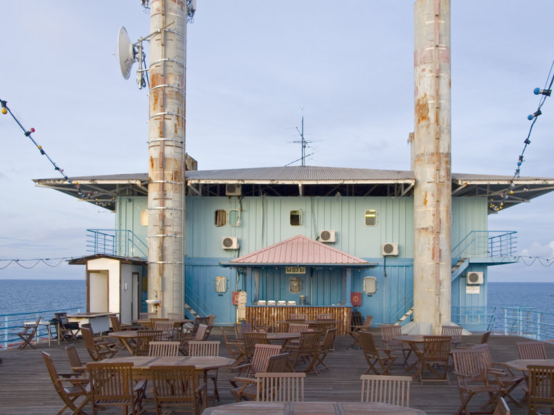 Pulau Mabul, Seaventures Dive Rig